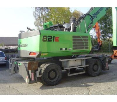 SENNEBOGEN MATERIAL HANDLER