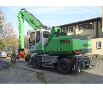 SENNEBOGEN MATERIAL HANDLER