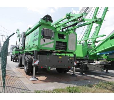 SENNEBOGEN CRAWLER CRANE