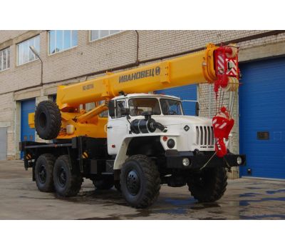 AVTOKRAN TRUCK CRANE