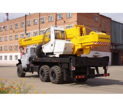 AVTOKRAN TRUCK CRANE