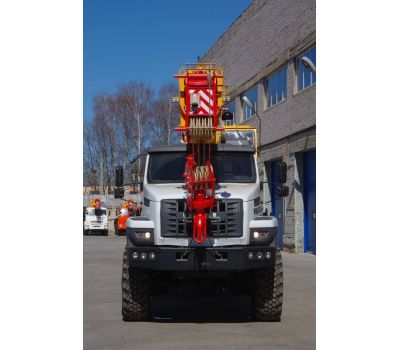 AVTOKRAN TRUCK CRANE