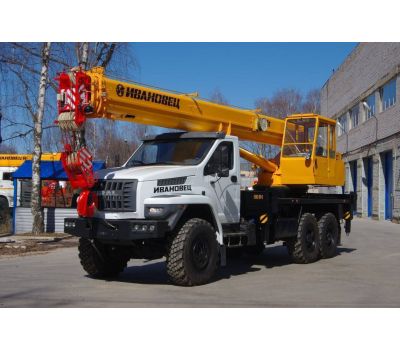 AVTOKRAN TRUCK CRANE