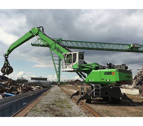 SENNEBOGEN MATERIAL HANDLER HIRE 835M | BAUMA WORLD
